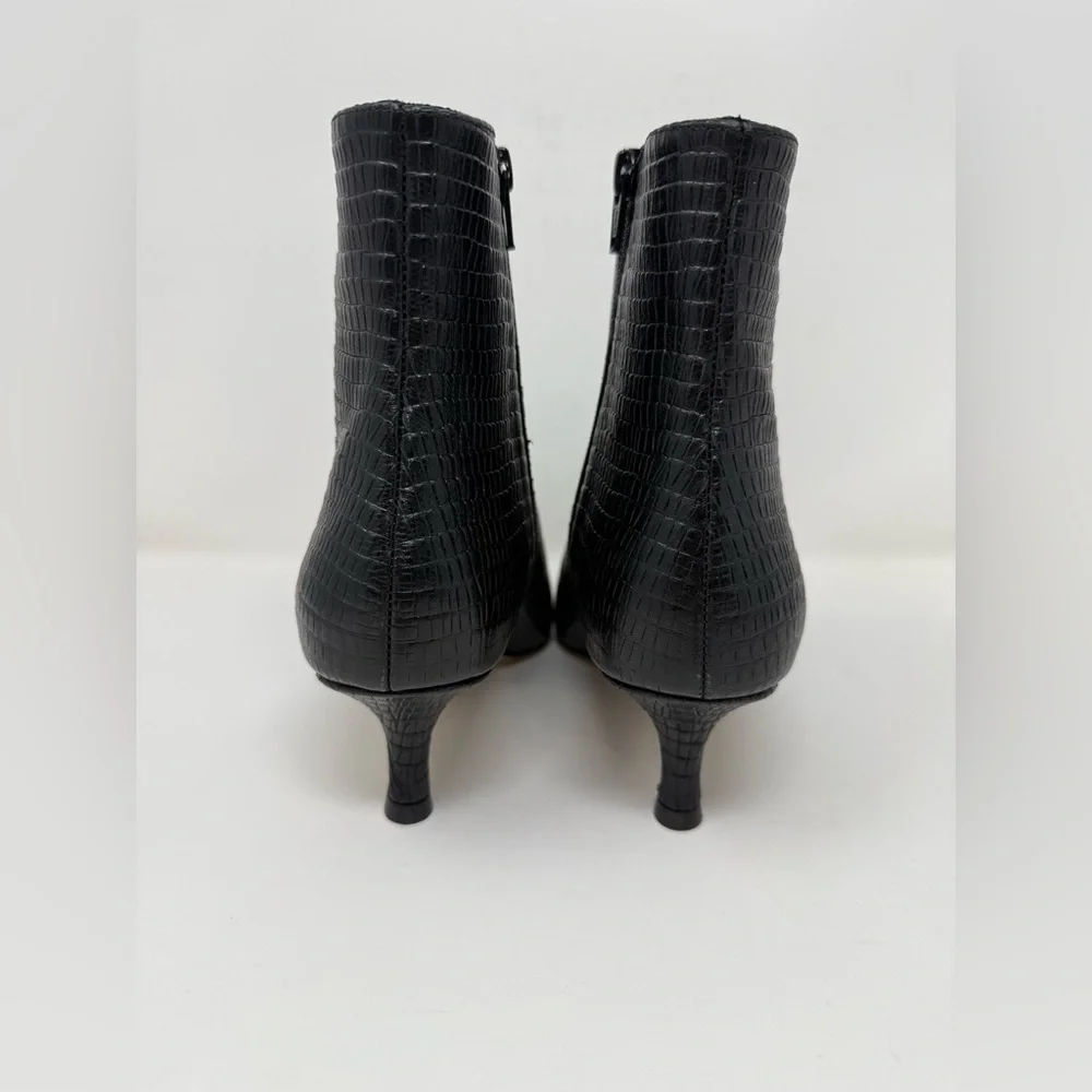 New Bruno Magli Nerina Bootie Black Snake Sz 7.5